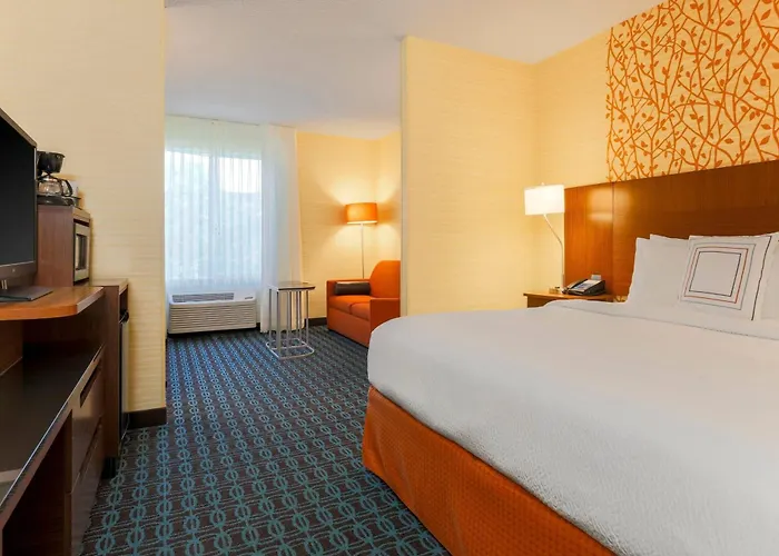 Fairfield & By Marriott